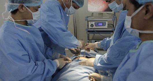 Phẫu thuật nâng ngực nội soi 3D